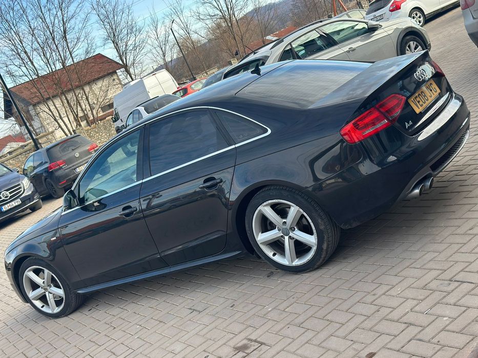 Dezmembrez Audi a4 B8 2.0 S line