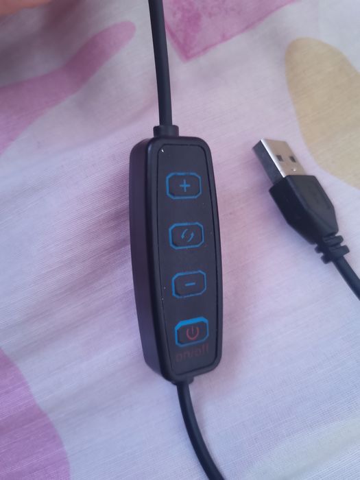 Селфи ринг със стойка, държач за маса и дистанционно