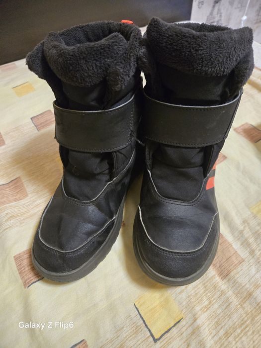 Оригинални апрески/боти Adidas 35н.