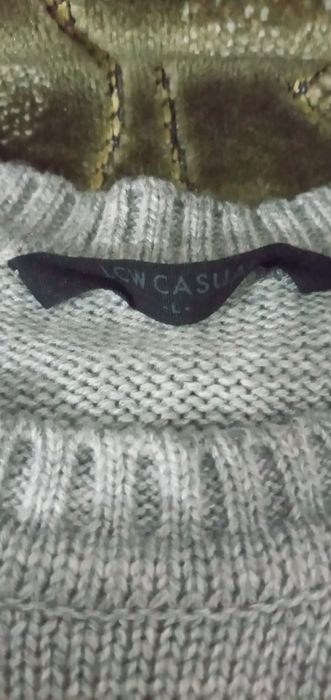 Продам парные свитера на новый год