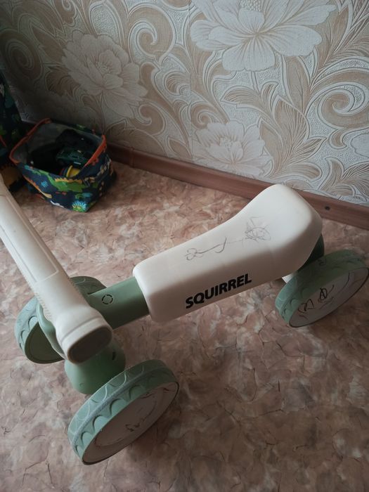 Продам детский велик-беговел.