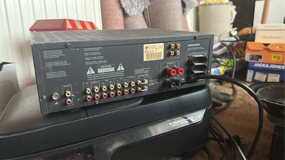 Amplificator Grundig