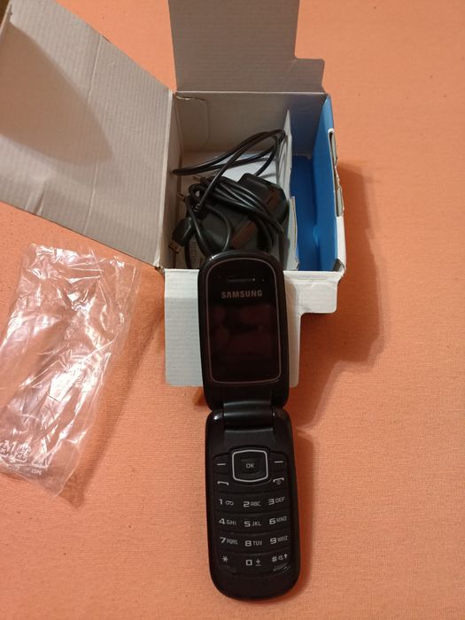 Telefon Samsung E1150i