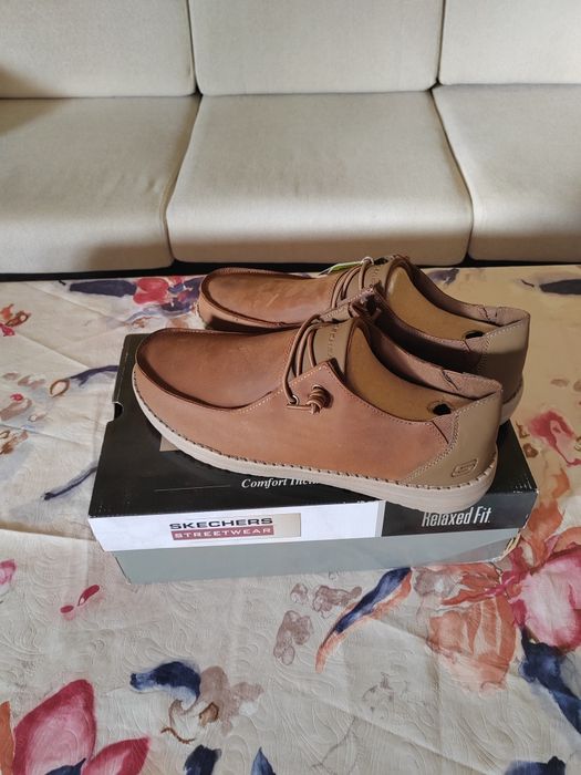 Чисто нови Обувки Skechers