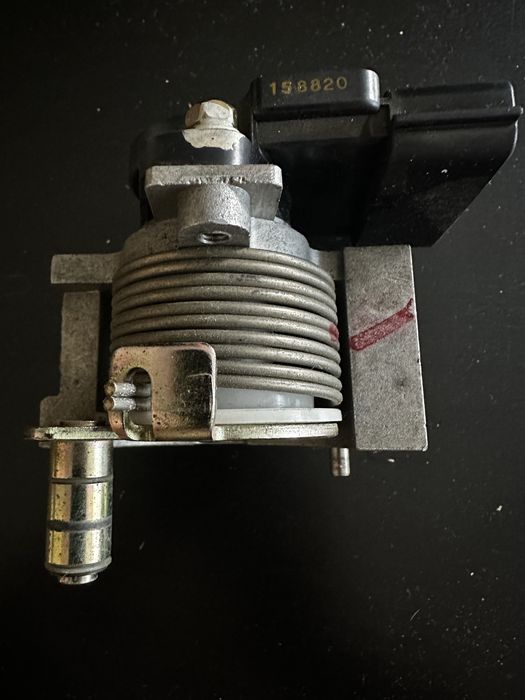 Датчик положения педали газа.