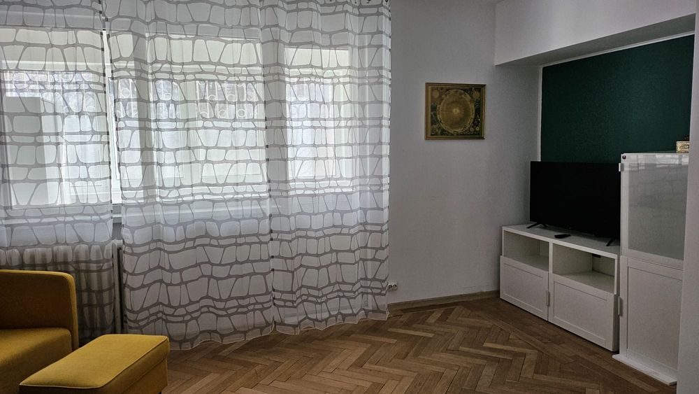 De inchiriat Garsonieră modernă Dristor