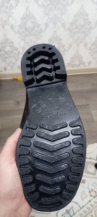 Продам резиновые сопоги