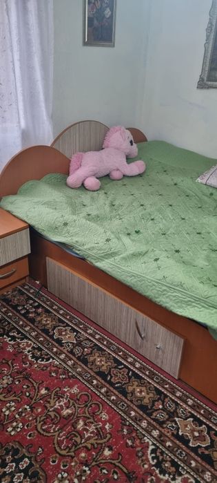Vând mobila dormitor