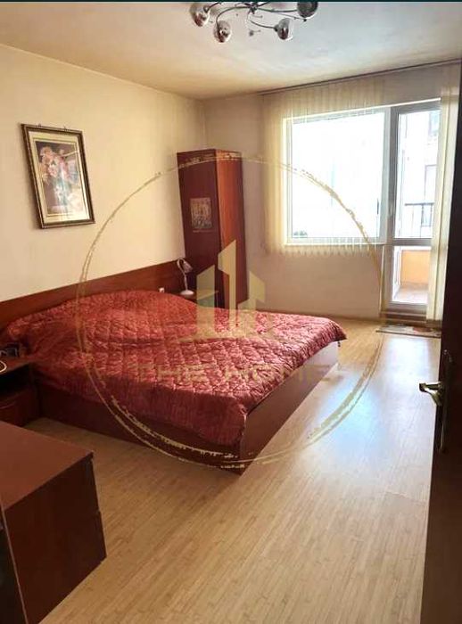 Дава се под наем Двустаен апартамент в Варна, Център - 73 кв.м за 550 € - Снимка #3