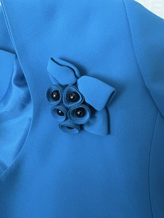 Продам костюм с юбкой