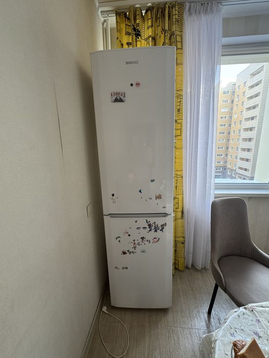 Продам холодильник