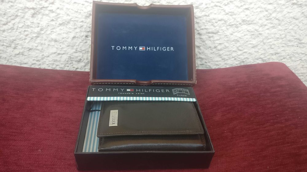 Портфейл Tommy Hilfiger
