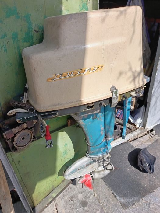 Продам лодочный мотор