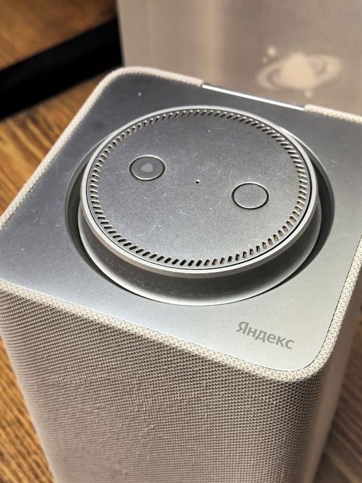 Яндекс Станция Макс