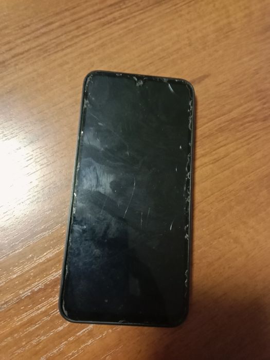 Samsung почти новый