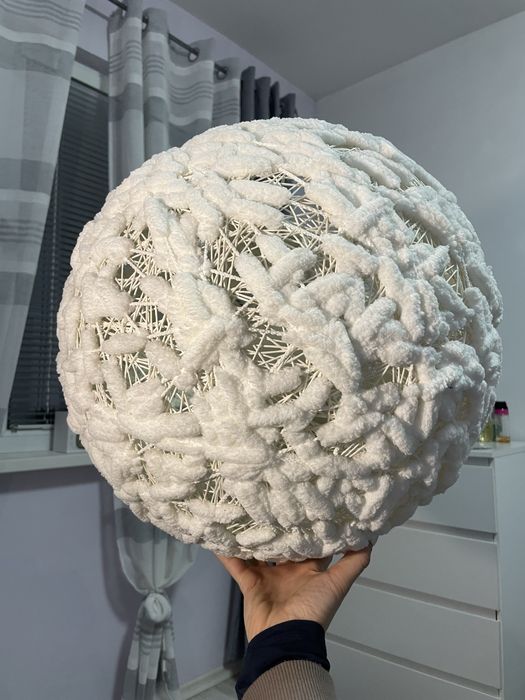 Абажур в кръгла форма