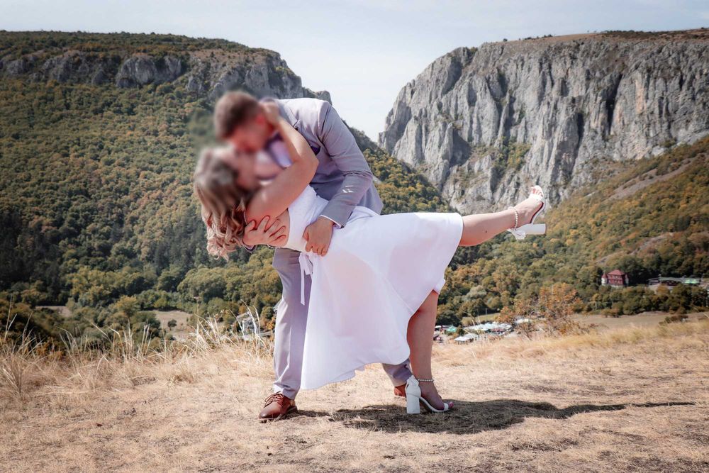 Rochie elegantă pentru Starea Civilă mărimea S-M