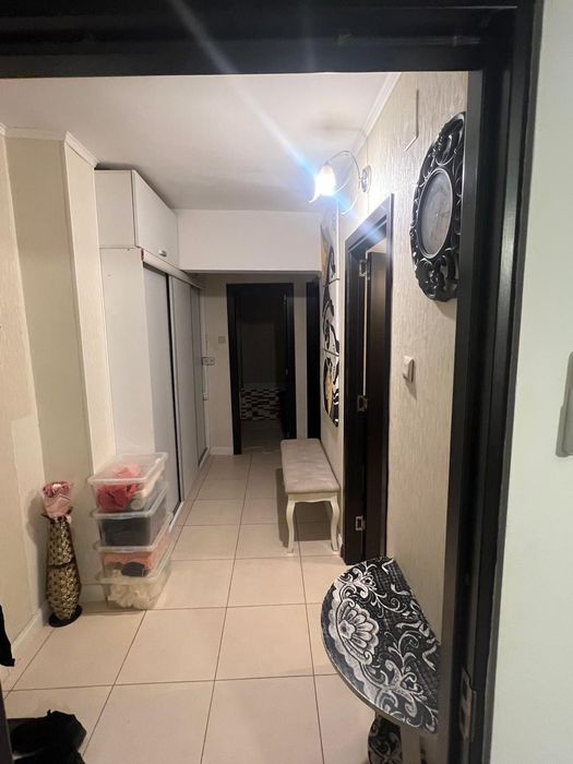 Închiriez apartament 2 camere