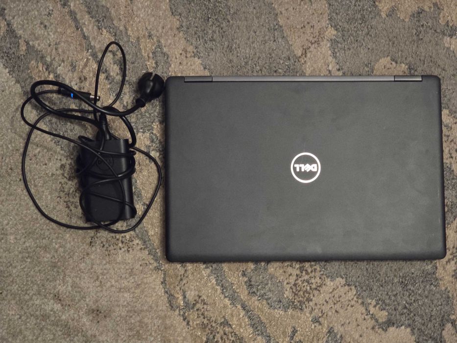 Laptop Dell Latitude 5580 i7-7600U + Husa + Incarcator Dell
