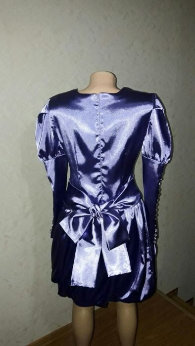 Платье фиолетового цвета