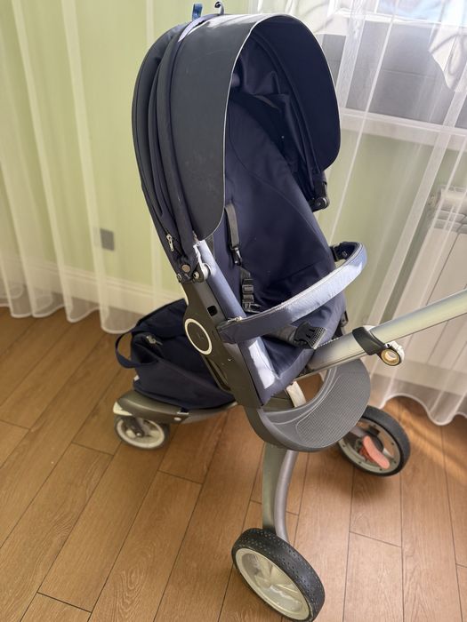 Коляска прогулочная stokke