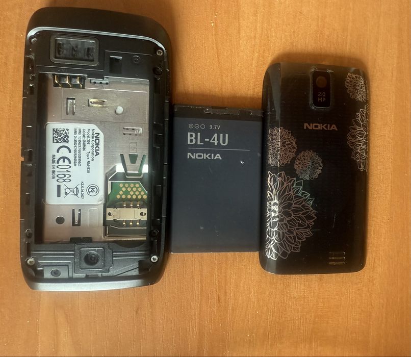 Nokia Asha 308 (RM-838)