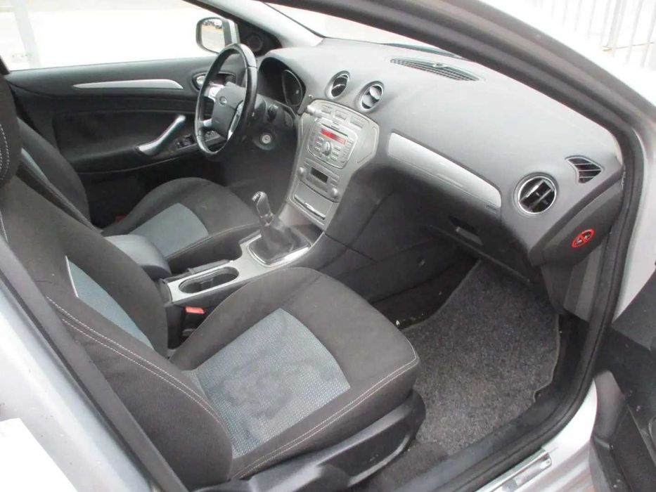 На Части Ford Mondeo MK4 2.0tdci 140к.с. хечбек 2008г.