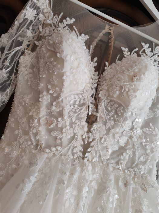 Rochie de mireasa in stare buna 
Dacă visezi