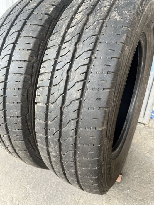 2 бр. гуми за бус 235/65/16C Semperit 7 mm DOT 4119