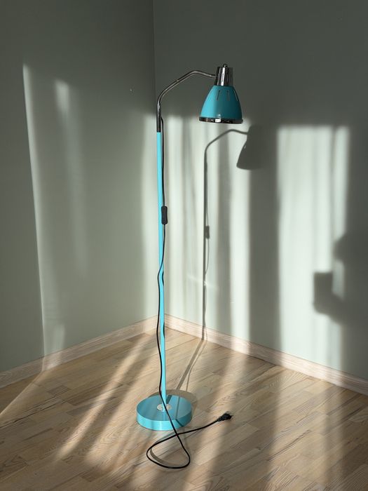 Продам светильник