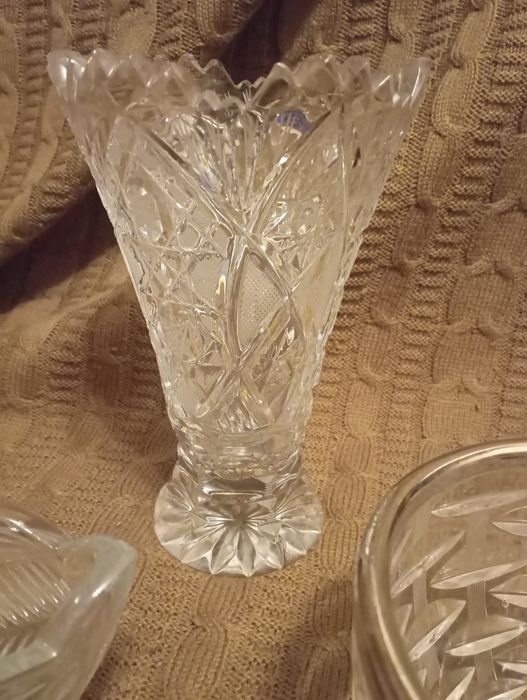 Хоустальные вазы