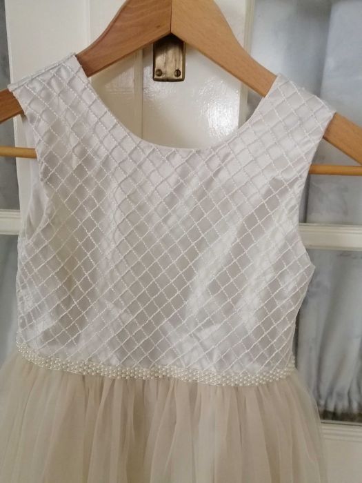 Официална рокля за момиче на 8 -10 г. цвят шампанско