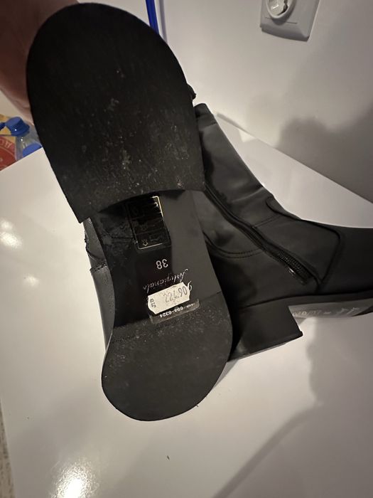 Дамски ботуши номер 38