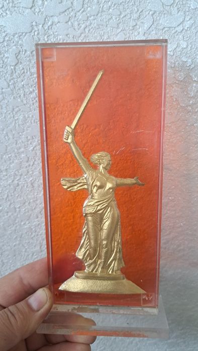 Продам статуэтки антиквариат