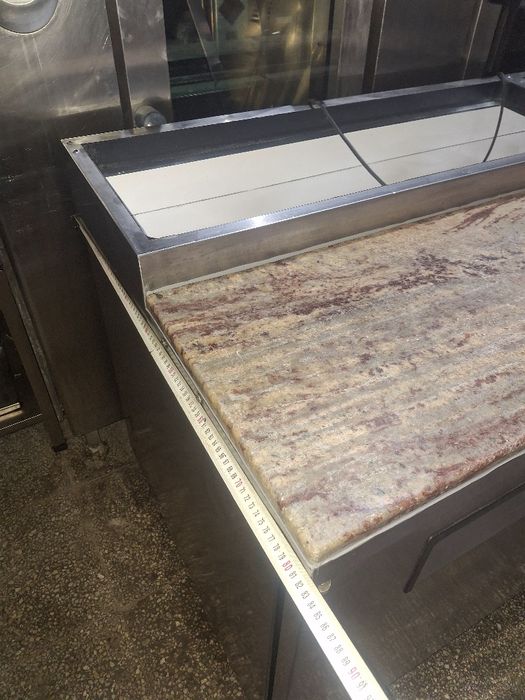 Хладилна маса за пица TRUE