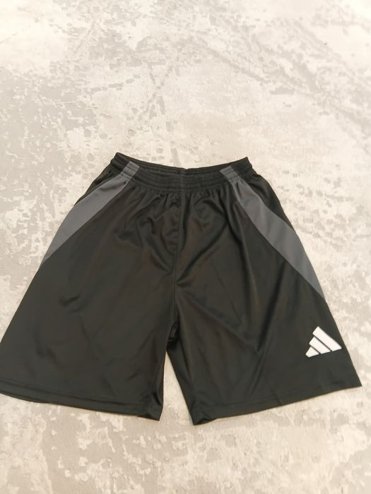 продам футбольные вещи