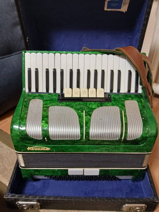 Аккордеоны баяны