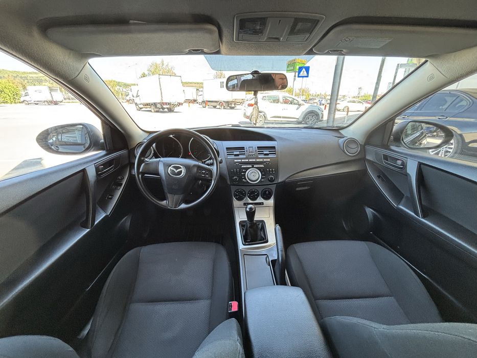 MAZDA 3 2010 — imagine 3