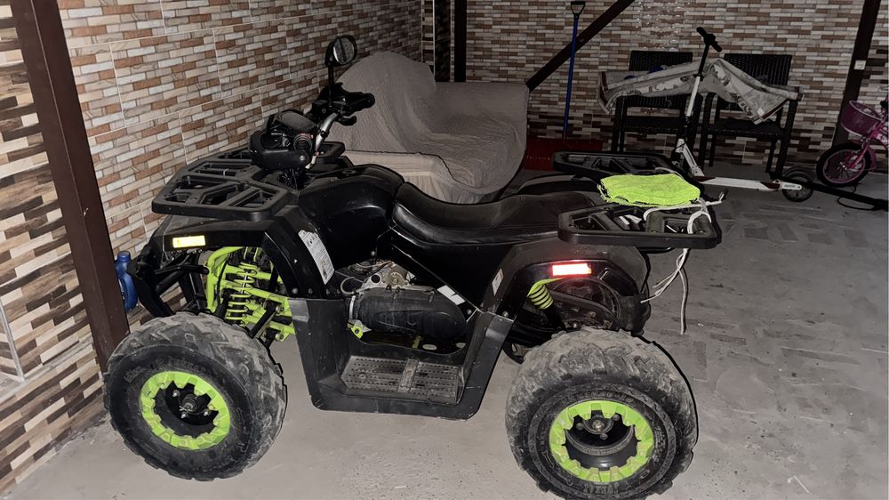 Продаю квадроцикл