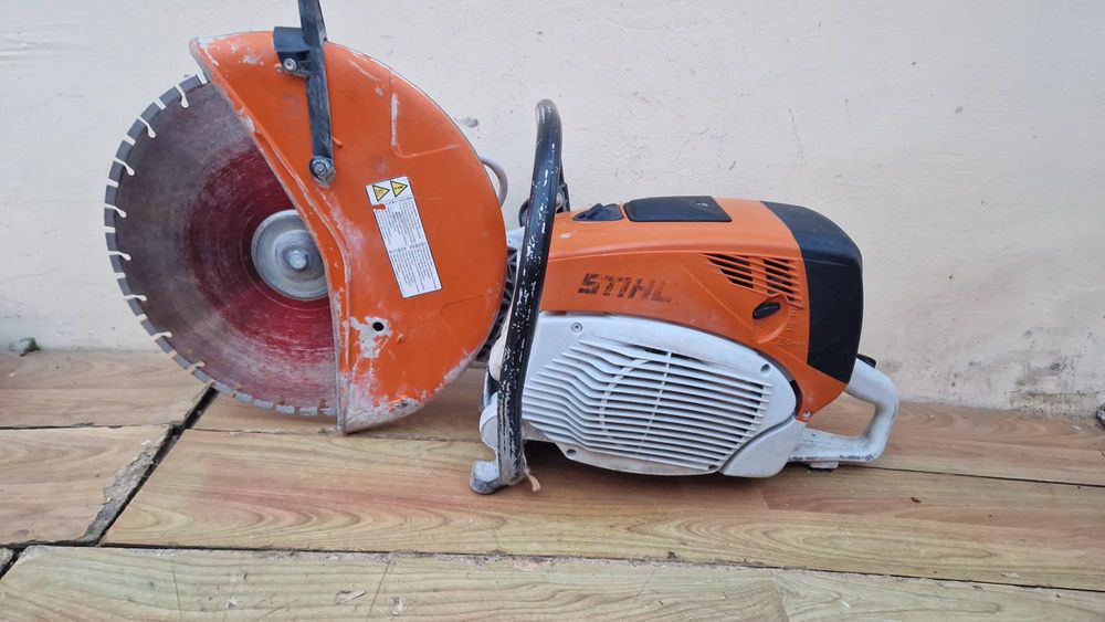 Drujbă debitat beton Stihl TS 800