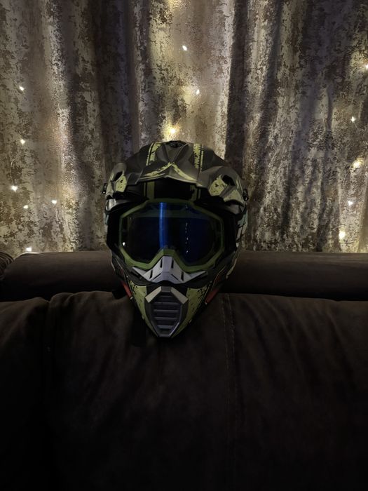 Продам гермак (шлем)