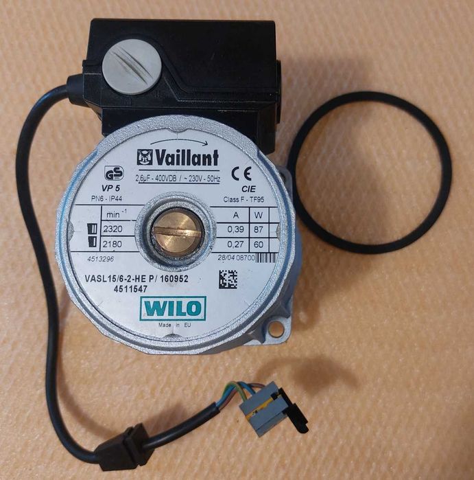 Pompa de apa VAILLANT.Stare foarte buna.