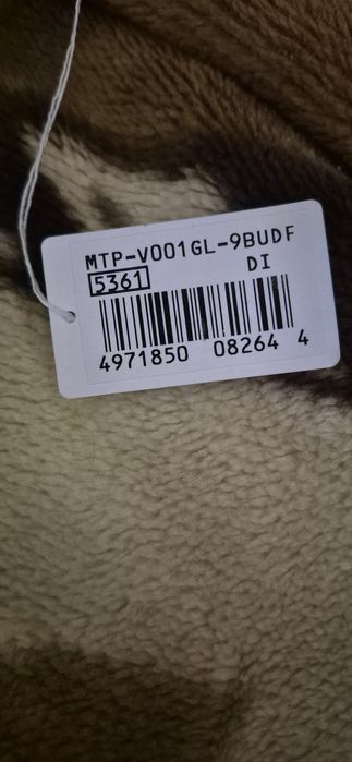 Продам часы новые