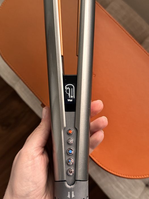 Dyson Airstrait 2024 г.