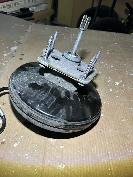 Renault Megane 2014 - части