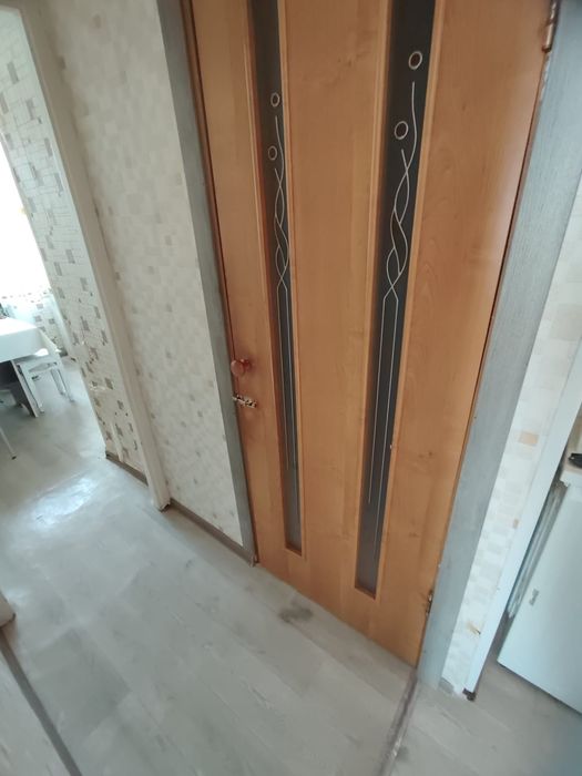 Продам 3 х комн . 9-19,  1 этаж.