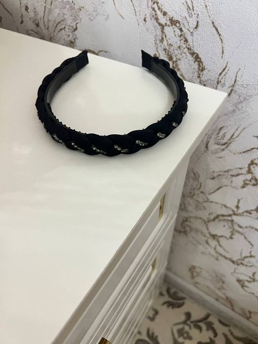 Diademalar qoʻl mehnati