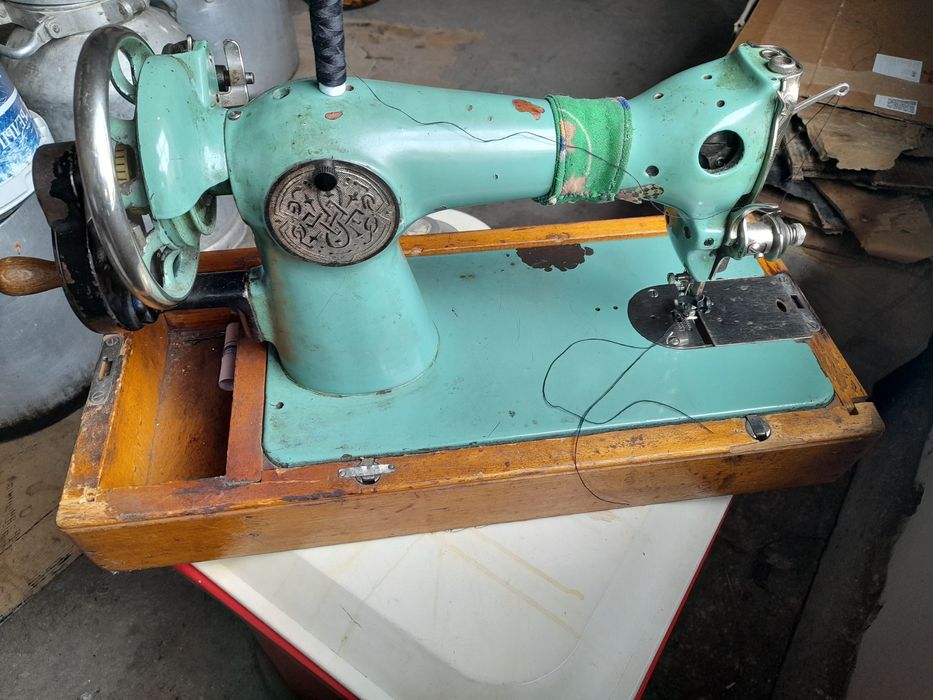 Тігін машинасы(швейная машинка)