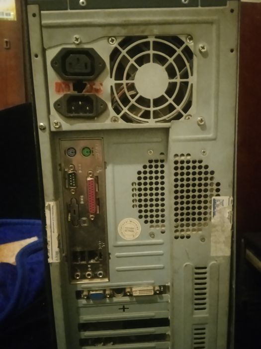 продам компьютер на запчасти