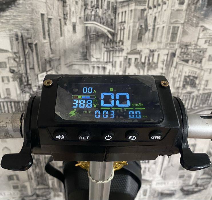 KUGOO S3 электронни самакат